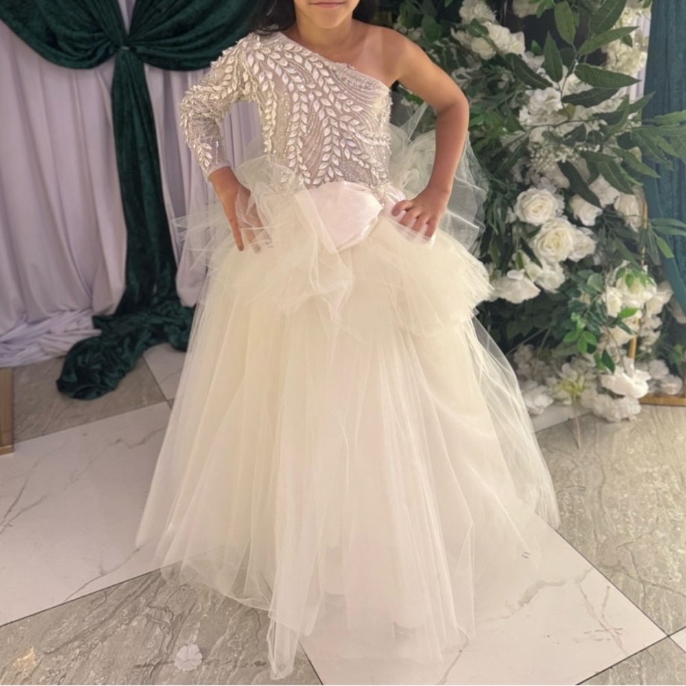 Elegant Cream One-Shoulder Kids Formal Dress